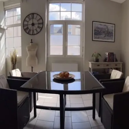 Maison En Duplex Avec Parking Prive *